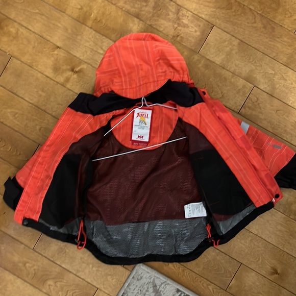 Helly Hansen Kids Jacket - Size 1 - Picture 12 of 12